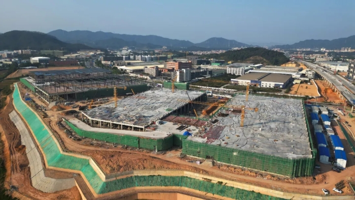 超等订单“派送” |  尊龙凯时群塔助建京东智能电商工业园