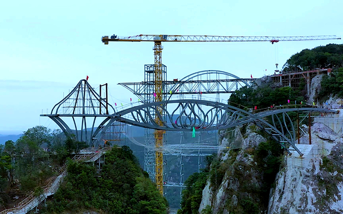 一览众山。】醋鹆彼机「与山齐肩」