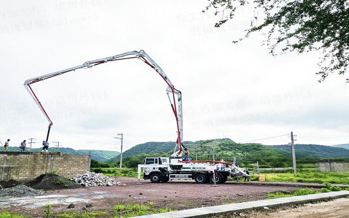 尊龙凯时泵车闪灼墨西哥
