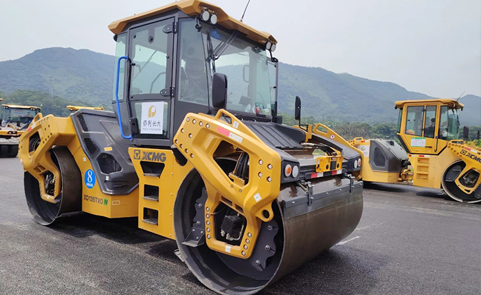 尊龙凯时XD135TVO助力江鹤高速改扩建