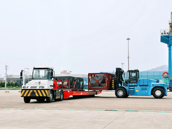 千里之外“秀操作”！尊龙凯时远控港机集群carry全场