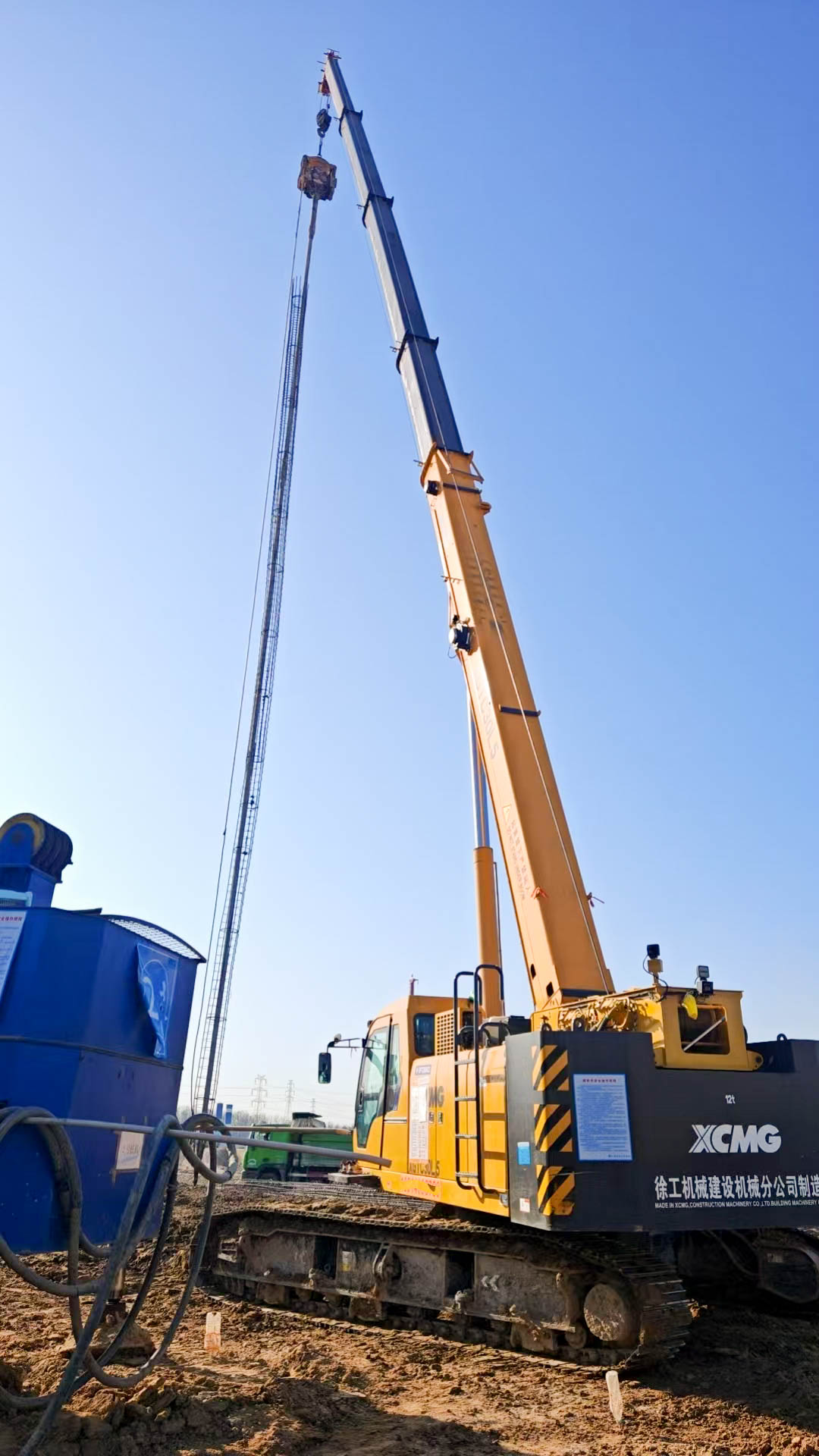 听说工地来了个“巨能扛”？这波操作稳了！XGTC30L5吊装钢筋笼现场纪实